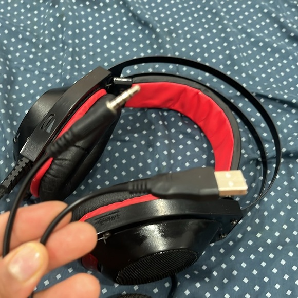 I never used this….. My brother gave me on birthday. Want to sell @. $20 - Picture 2 of 5